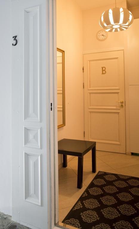 Cozy Studio In Old Town By Urban Rent Vilnius Ngoại thất bức ảnh